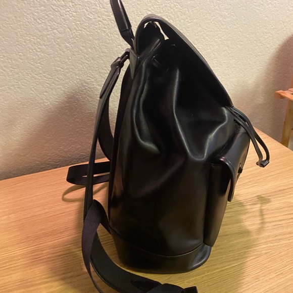 Coach Heritage Backpack - Picture 3 of 16